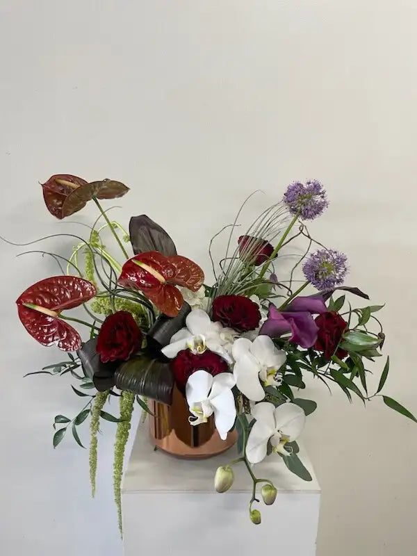 What Makes a Flower Arrangement Look Luxurious