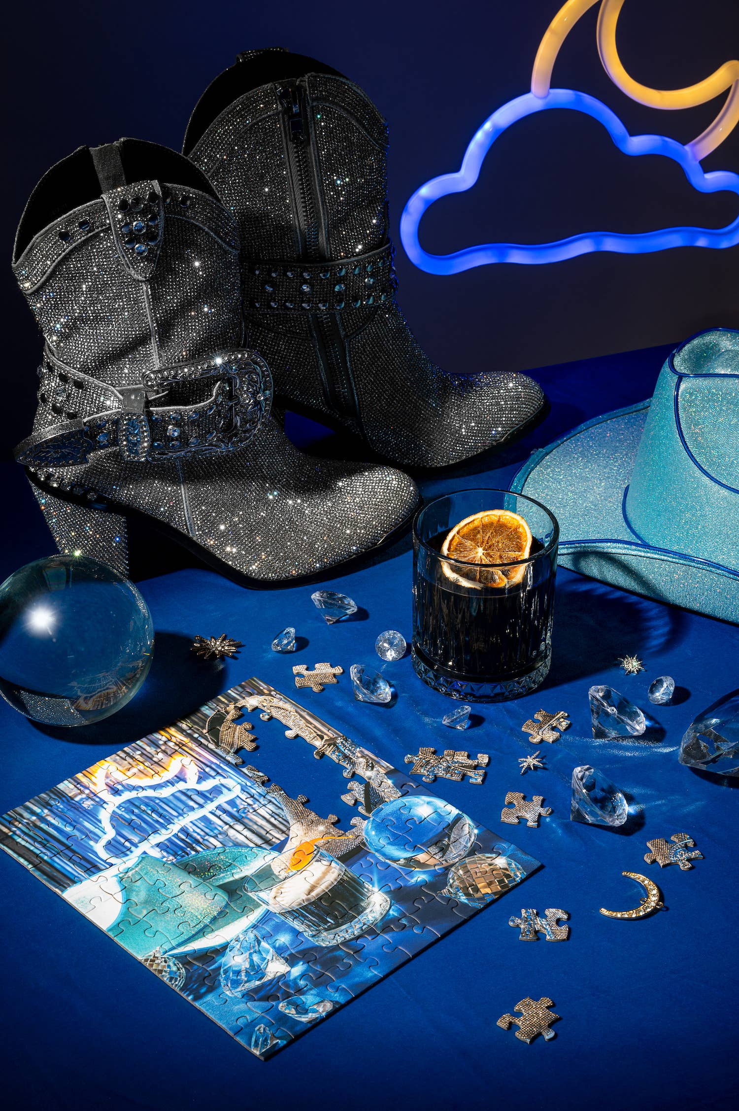 Midnight Cowboy | 100 Piece ✨Cocktail✨ Puzzle