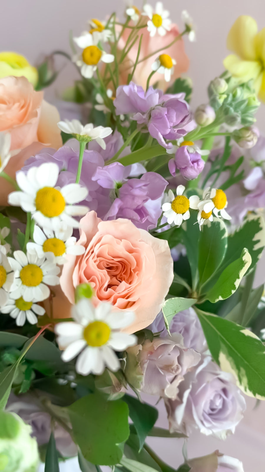 PRE-ORDER: MOTHER'S DAY | Daydream- Florist Design in Lavender, Sunny Yellow & Peach