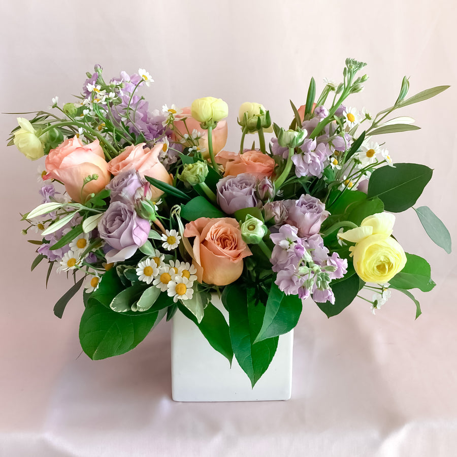 PRE-ORDER: MOTHER'S DAY | Daydream- Florist Design in Lavender, Sunny Yellow & Peach