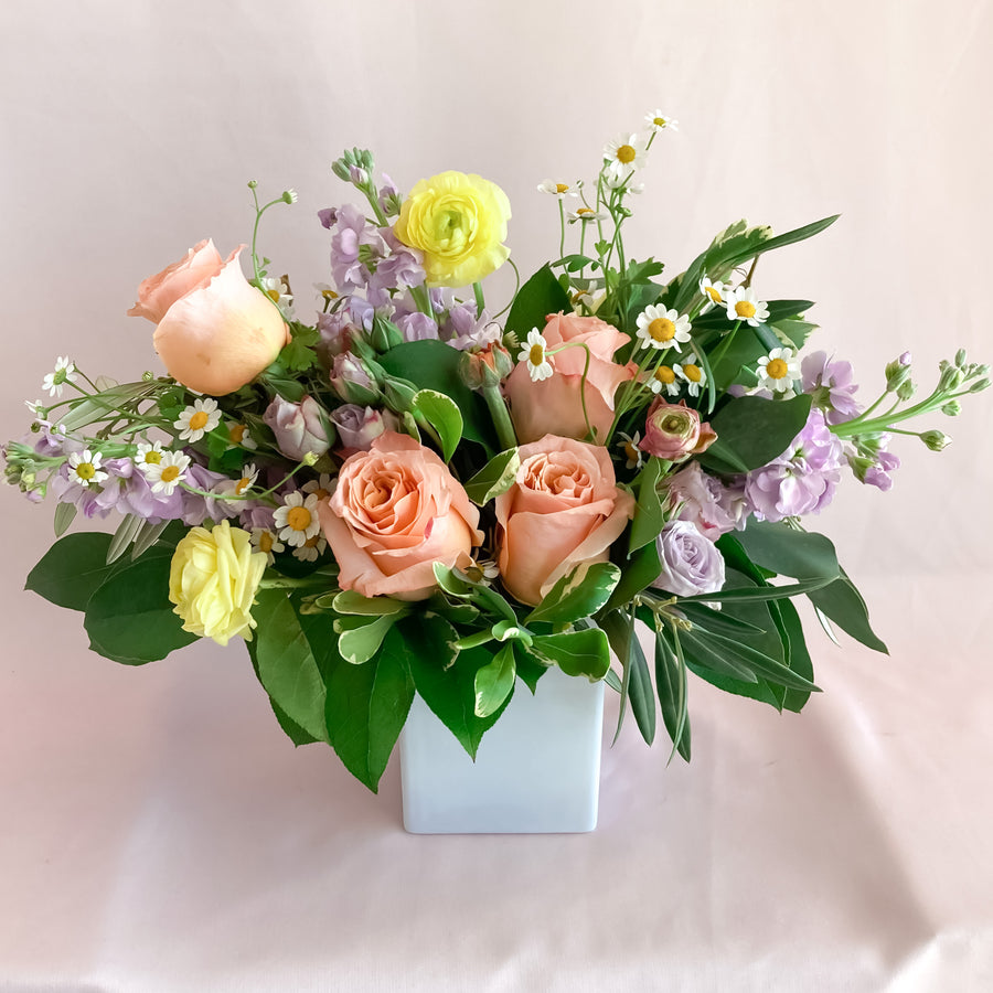 PRE-ORDER: MOTHER'S DAY | Daydream- Florist Design in Lavender, Sunny Yellow & Peach