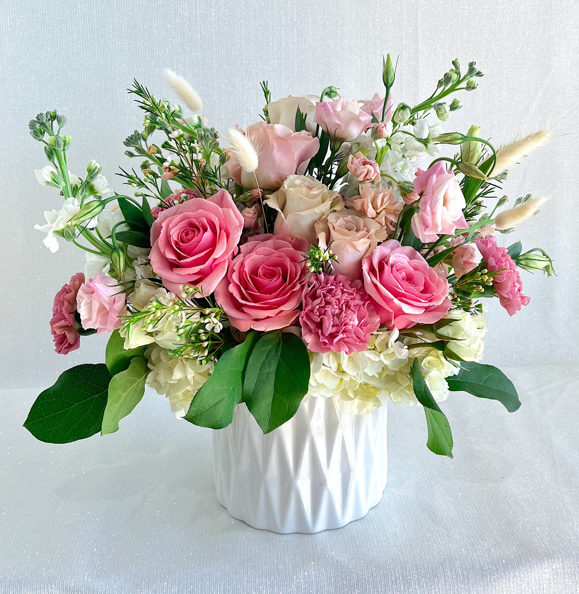 PRE-ORDER VALENTINE'S | Sweetheart - Florist Design in Pink, Ivory + Dried Stems