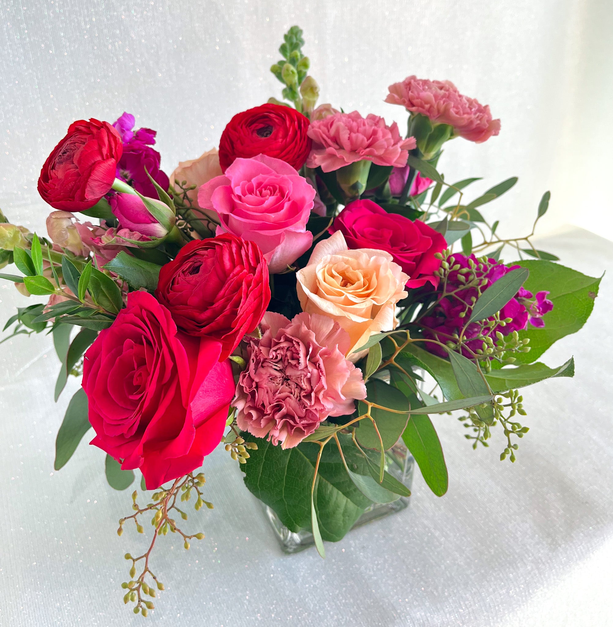 PRE-ORDER VALENTINE'S | Bombshell - Florist Design in Hot Pink, Reds + Peaches