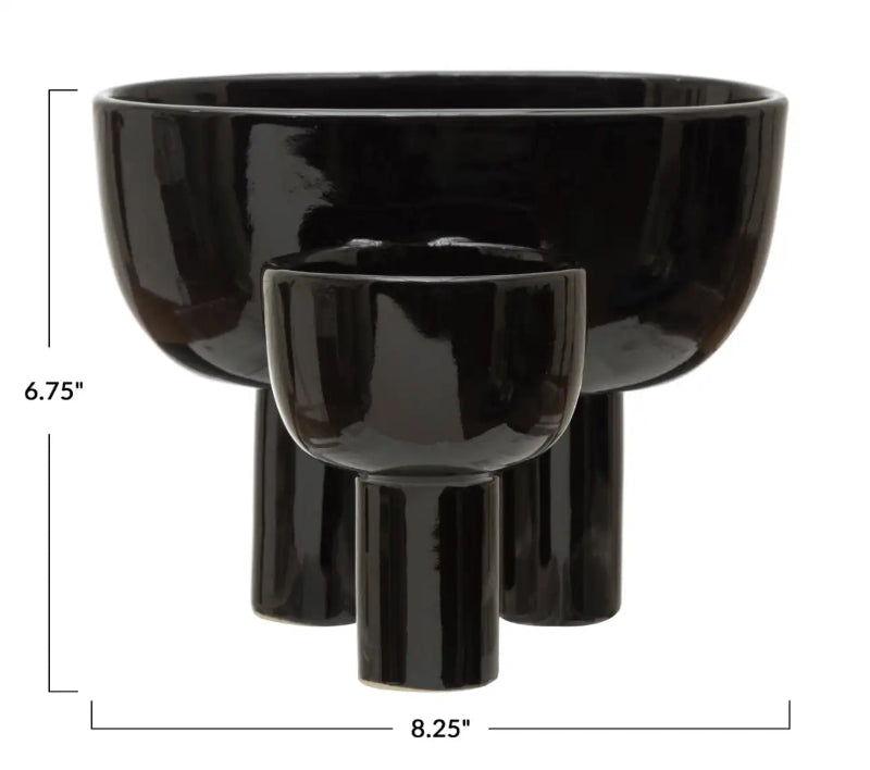 Set of three black bowls with dimensions on a white background