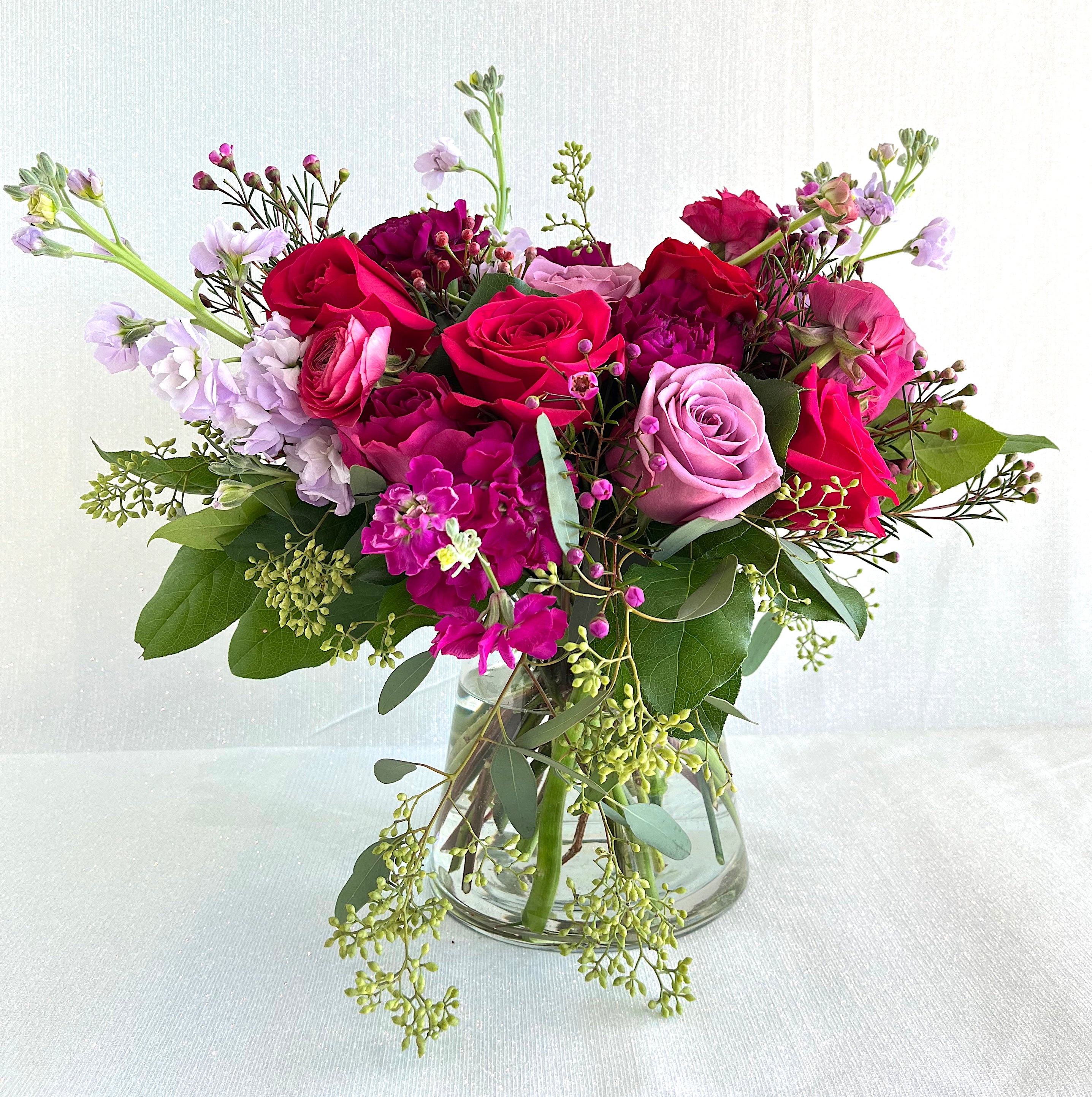 PRE-ORDER VALENTINE'S | Lovebird - Florist Design in Reds, Purples + Pinks