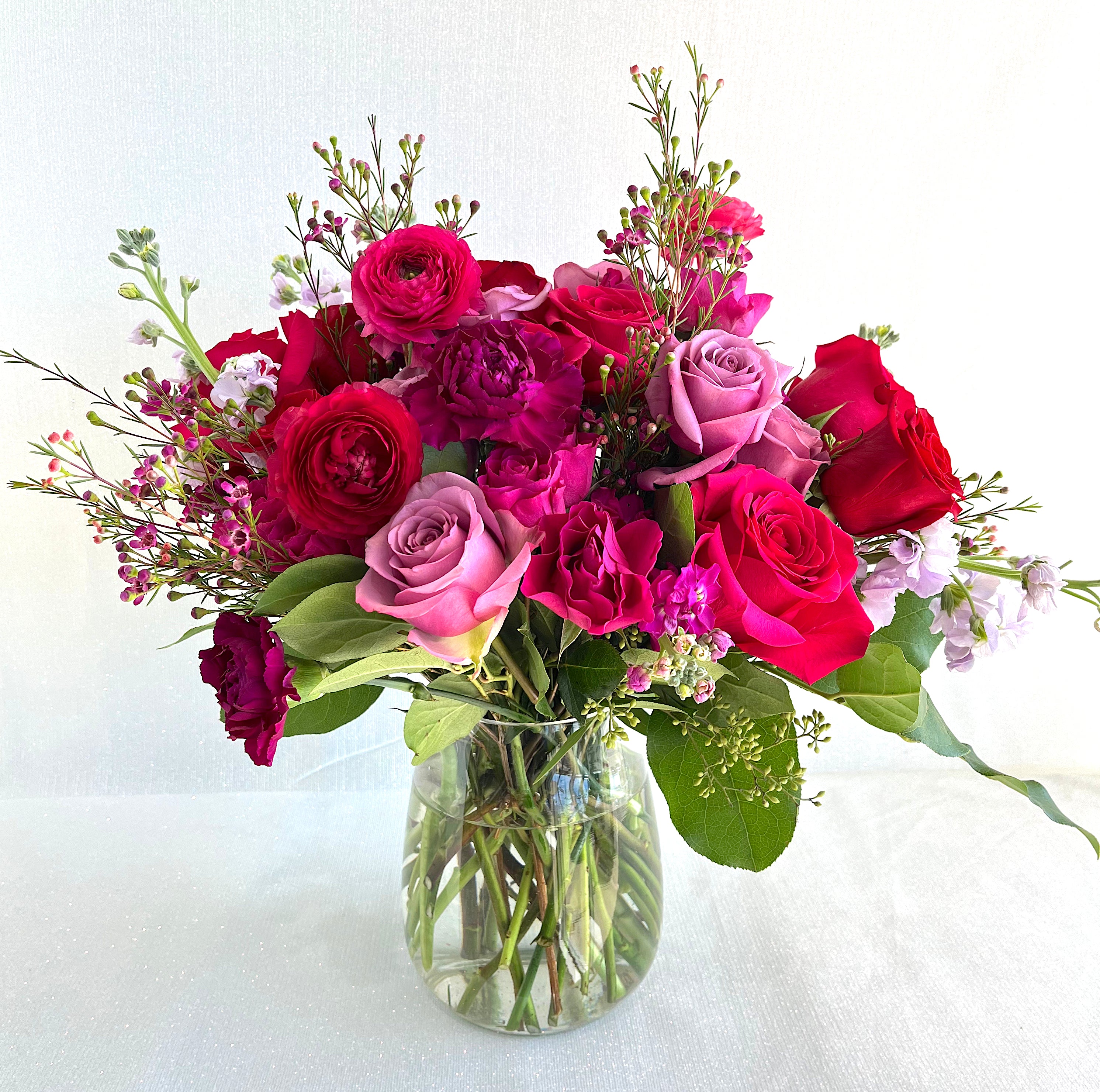 PRE-ORDER VALENTINE'S | Lovebird - Florist Design in Reds, Purples + Pinks